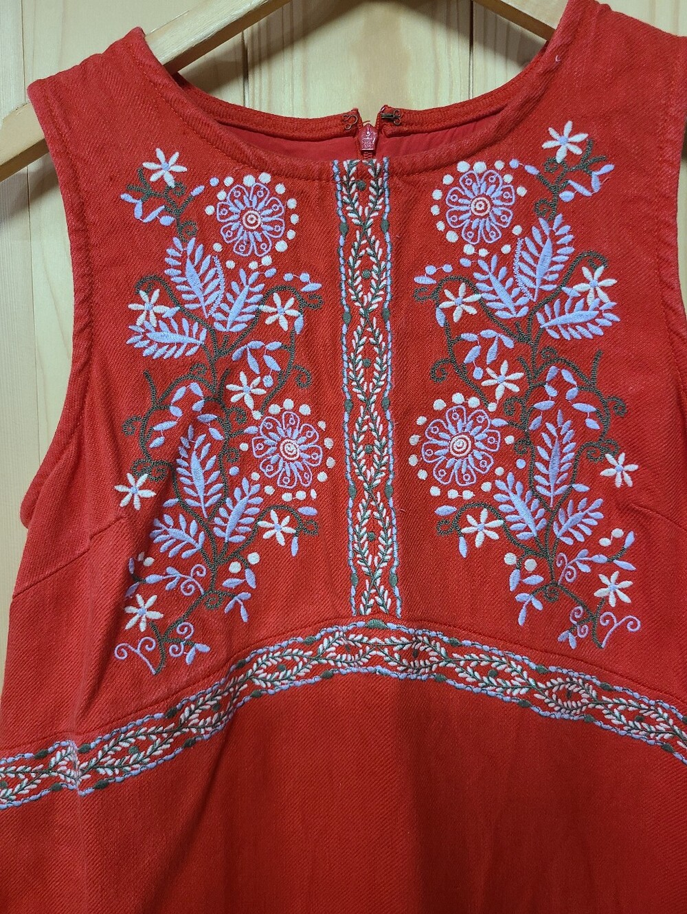Anthropologie Red Sleeveless Dress With Embroidery Detail. - Picture 4 of 7